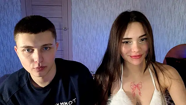 Snapshot of Denisx444 chatting on November 29, 10:24 pm Denisx444 online show from November 29, 10:24 pm