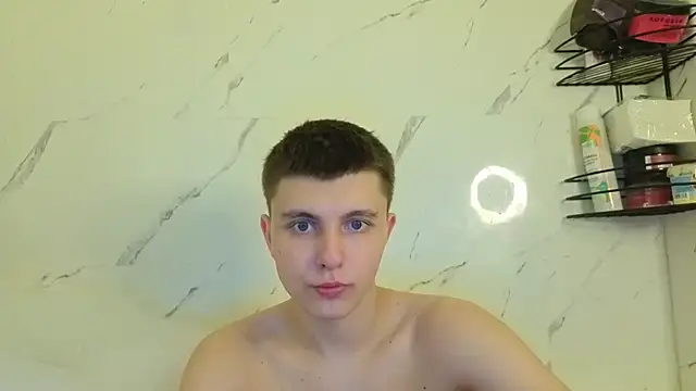 Snapshot of Denisx444 chatting on January 18, 7:23 am Denisx444 online show from January 18, 7:23 am