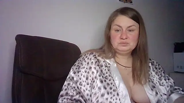 Snapshot of MartaXLove chatting on October 22, 5:56 pm MartaXLove online show from October 22, 5:56 pm