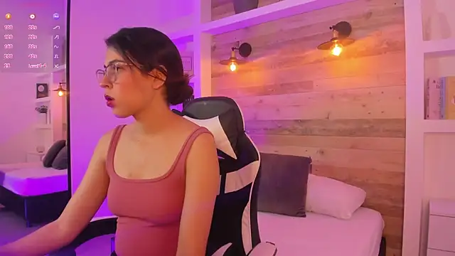 desireee  online show from February 23, 12:46 pm