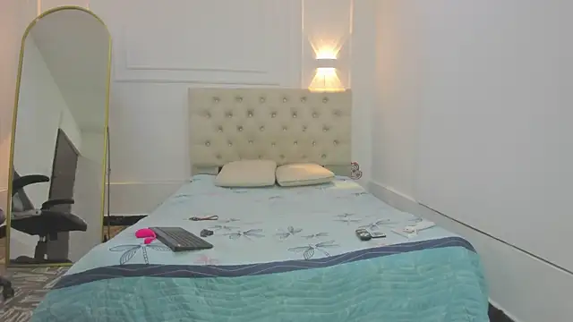 charlotte dante212 online show from February 20, 3:58 am