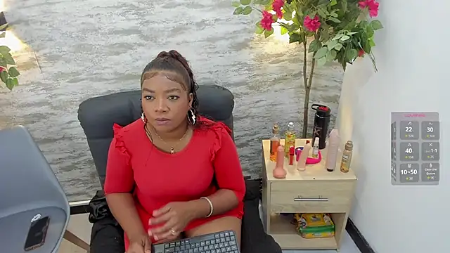 Snapshot of Afrodita_de_amor chatting on October 10, 12:04 pm Afrodita de amor online show from October 10, 12:04 pm