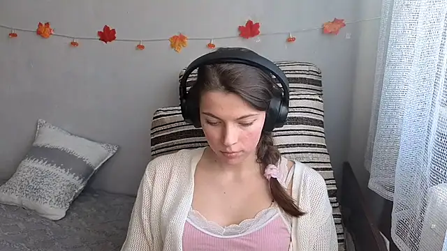 CutieAnny online show from October 30, 5:42 am