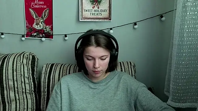 CutieAnny online show from January 19, 8:18 am