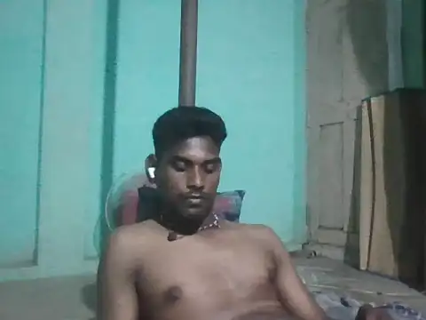 Snapshot of Tamilgud23 chatting on May 7, 4:34 pm Tamilgud23 online show from May 7, 4:34 pm