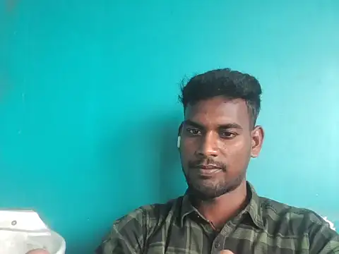Snapshot of Tamilgud23 chatting on May 11, 6:41 am Tamilgud23 online show from May 11, 6:41 am