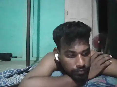 Snapshot of Tamilgud23 chatting on June 27, 5:18 pm Tamilgud23 online show from June 27, 5:18 pm