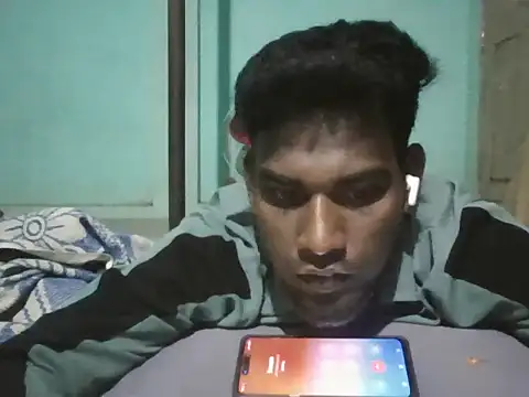 Snapshot of Tamilgud23 chatting on July 5, 4:14 pm Tamilgud23 online show from July 5, 4:14 pm