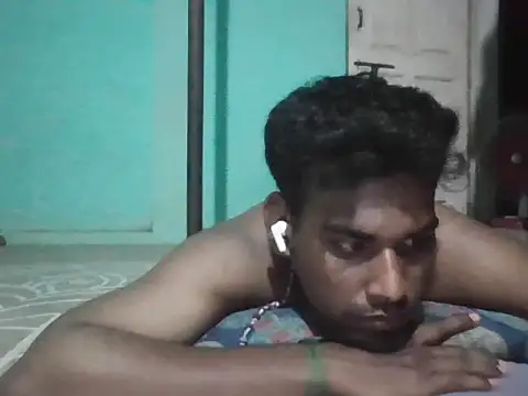 Snapshot of Tamilgud23 chatting on July 11, 5:15 pm Tamilgud23 online show from July 11, 5:15 pm