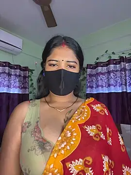 Snapshot of V-Hot-Sweti chatting on September 24, 1:09 am V-Hot-Sweti online show from September 24, 1:09 am