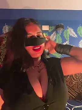 V-Hot-Sweti online show from November 8, 8:51 pm