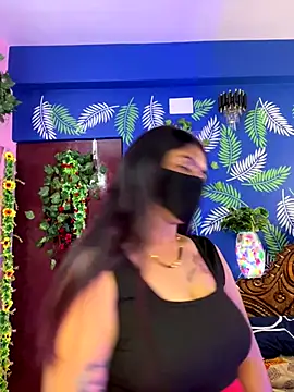 V-Hot-Sweti online show from December 19, 4:25 pm