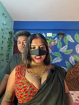 Snapshot of V-Hot-Sweti chatting on June 3, 5:51 pm V-Hot-Sweti online show from June 3, 5:51 pm