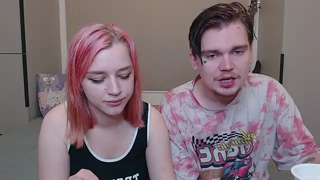 JackOffJills online show from September 15, 6:30 pm