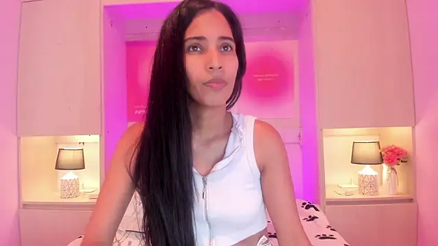 Snapshot of LexxaQueen chatting on October 9, 10:30 pm LexxaQueen online show from October 9, 10:30 pm