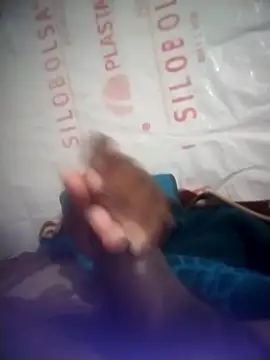 Snapshot of Kaygsy chatting on December 3, 4:20 am Kaygsy online show from December 3, 4:20 am