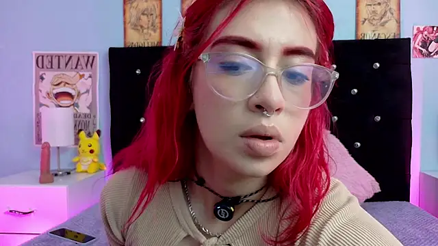 Snapshot of lizz_bela1 chatting on June 27, 12:37 am lizz bela1 online show from June 27, 12:37 am