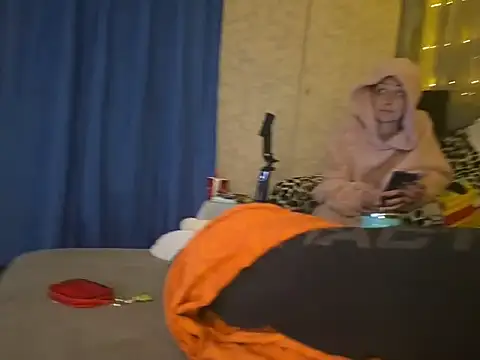 NikkyRider online show from December 14, 9:19 pm