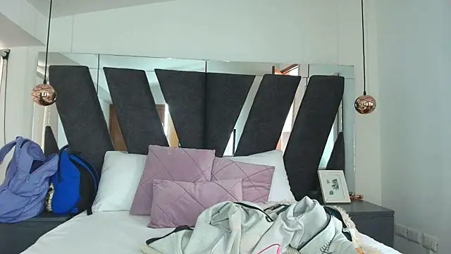 Snapshot of alaska__williams__ chatting on November 23, 3:34 pm alaska williams online show from November 23, 3:34 pm