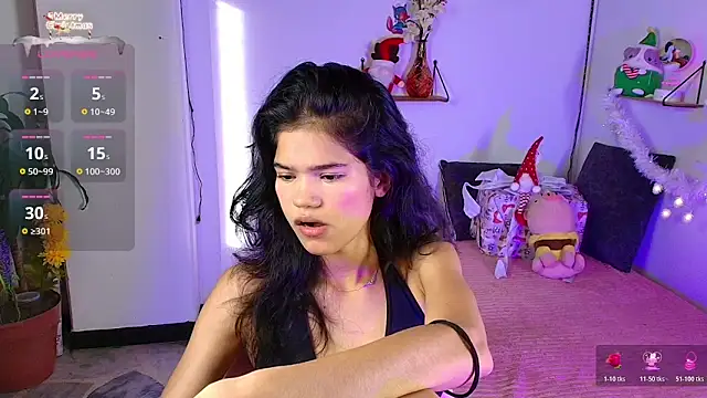 Snapshot of emycarver09 chatting on November 11, 11:43 am emycarver09 online show from November 11, 11:43 am