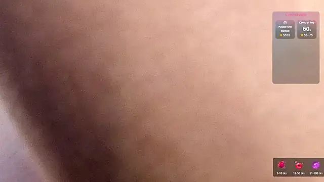 Snapshot of emycarver09 chatting on February 19, 10:44 am emycarver09 online show from February 19, 10:44 am