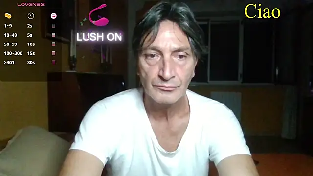 Snapshot of lattediyak chatting on July 18, 12:48 am lattediyak online show from July 18, 12:48 am