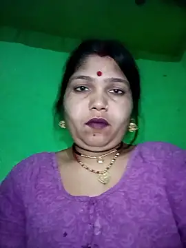 Snapshot of Rashili_jaan chatting on May 5, 3:31 pm Rashili jaan online show from May 5, 3:31 pm