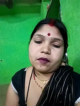 Snapshot of Rashili_jaan chatting on May 6, 4:12 pm Rashili jaan online show from May 6, 4:12 pm