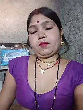 Snapshot of Rashili_jaan chatting on May 15, 3:46 am Rashili jaan online show from May 15, 3:46 am