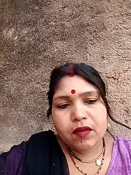 Snapshot of Rashili_jaan chatting on May 18, 12:22 pm Rashili jaan online show from May 18, 12:22 pm
