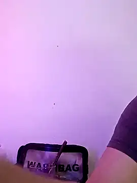 Snapshot of La-Gatatrans chatting on October 10, 4:50 pm La-Gatatrans online show from October 10, 4:50 pm