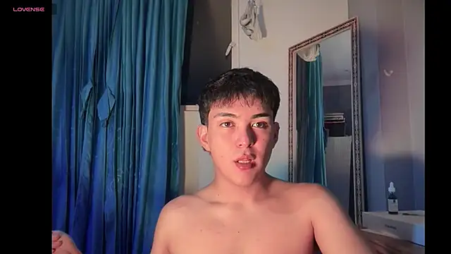 ivy xo online show from December 20, 12:07 am