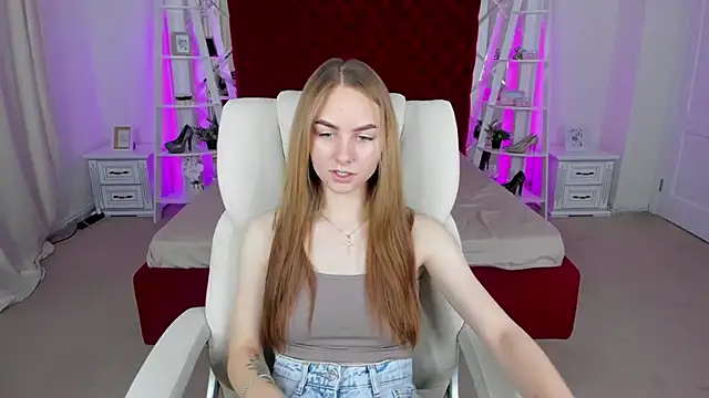 MilaAddams online show from May 23, 6:01 pm