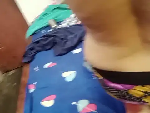Snapshot of manustripjob chatting on June 6, 6:12 pm manustripjob online show from June 6, 6:12 pm