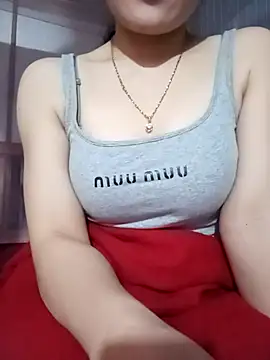 LucyyLy online show from December 19, 11:50 am