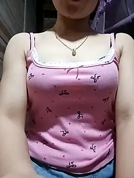 LucyyLy online show from March 3, 11:38 am