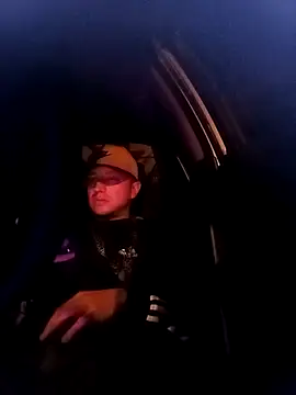 DebutingPathway online show from October 17, 7:22 am