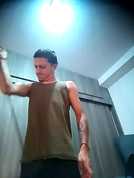 DebutingPathway online show from October 18, 4:41 pm