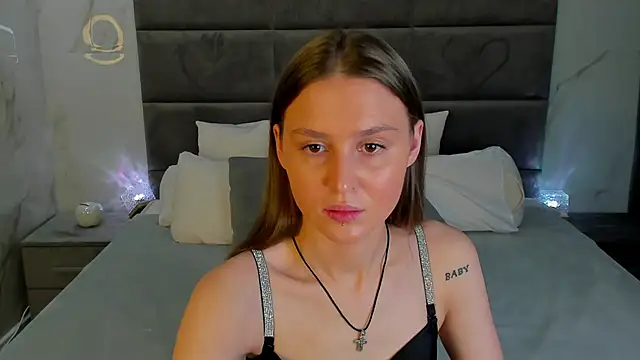 Snapshot of sasha__meow chatting on November 17, 7:25 am sasha meow online show from November 17, 7:25 am