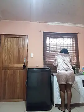 freakynyashXxXx online show from March 21, 5:45 am