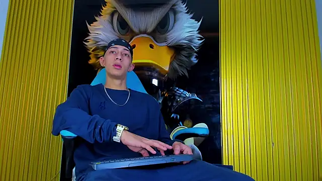 Dante Brown1  online show from November 22, 7:57 pm