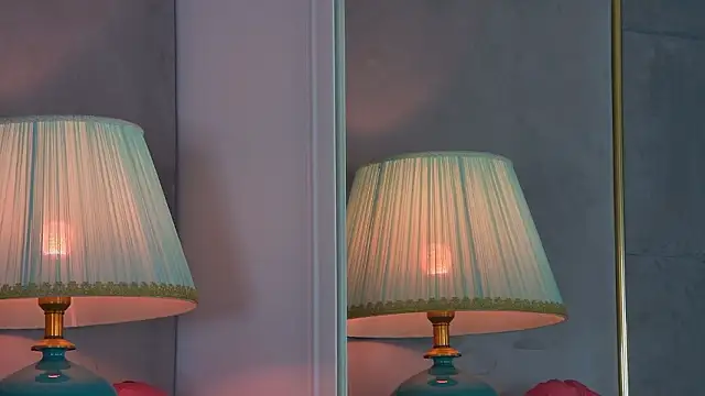 Snapshot of MadisonKroft chatting on March 11, 5:13 am MadisonKroft online show from March 11, 5:13 am