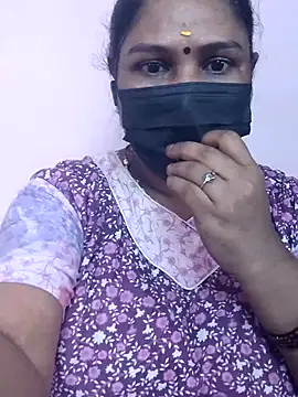 Snapshot of Tamil_Azhaghi25 chatting on October 29, 6:59 am Tamil Azhaghi25 online show from October 29, 6:59 am