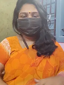 Snapshot of Tamil_Azhaghi25 chatting on November 21, 6:34 am Tamil Azhaghi25 online show from November 21, 6:34 am