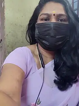 Snapshot of Tamil_Azhaghi25 chatting on November 25, 6:13 am Tamil Azhaghi25 online show from November 25, 6:13 am