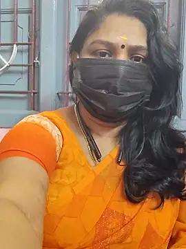 Snapshot of Tamil_Azhaghi25 chatting on November 28, 7:33 am Tamil Azhaghi25 online show from November 28, 7:33 am