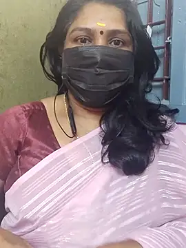 Snapshot of Tamil_Azhaghi25 chatting on November 29, 7:44 am Tamil Azhaghi25 online show from November 29, 7:44 am