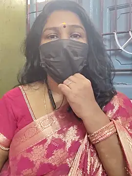 Snapshot of Tamil_Azhaghi25 chatting on December 2, 6:30 am Tamil Azhaghi25 online show from December 2, 6:30 am