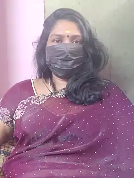 Snapshot of Tamil_Azhaghi25 chatting on December 4, 6:55 am Tamil Azhaghi25 online show from December 4, 6:55 am