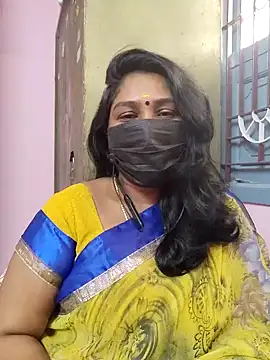 Snapshot of Tamil_Azhaghi25 chatting on December 5, 7:28 am Tamil Azhaghi25 online show from December 5, 7:28 am